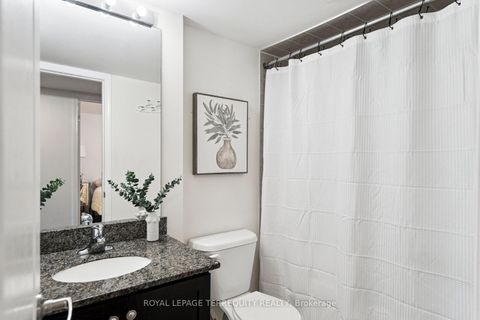 Photo 19 at 37 - 2441 Greenwich Drive, WM Westmount, Oakville