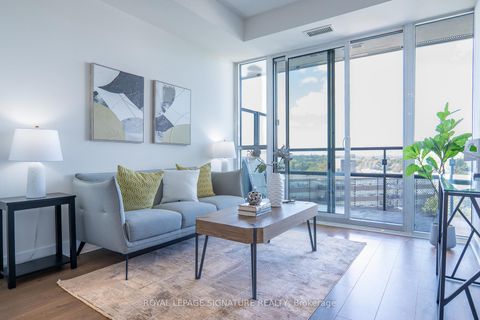 Photo 6 at 806 - 99 The Donway West, Don Mills, Toronto