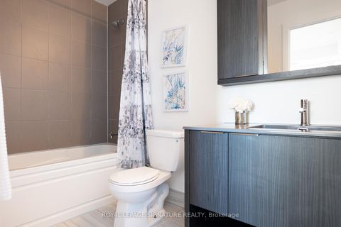 Photo 16 at 806 - 99 The Donway West, Don Mills, Toronto