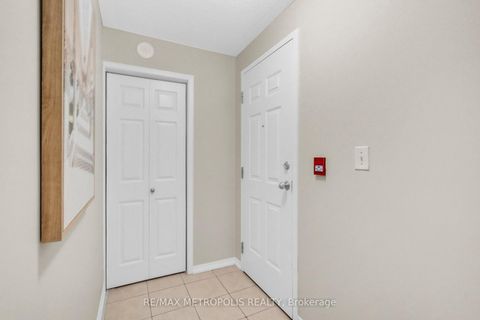 Photo 2 at 13 - 669A Warden Avenue, Birchmount, Toronto Photo 2 at 13 - 669A Warden Avenue, Birchmount, Toronto