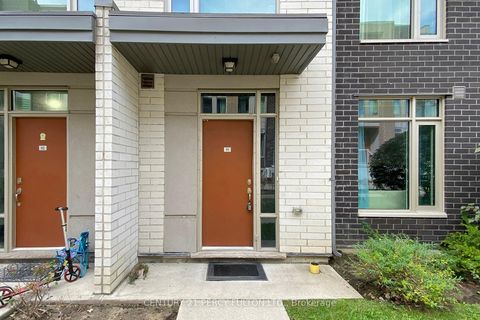 Photo 3 at 93 - 15 Applewood Lane, Etobicoke West Mall, Toronto