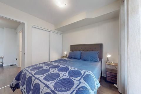 Photo 19 at 93 - 15 Applewood Lane, Etobicoke West Mall, Toronto