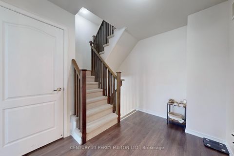 Photo 28 at 93 - 15 Applewood Lane, Etobicoke West Mall, Toronto