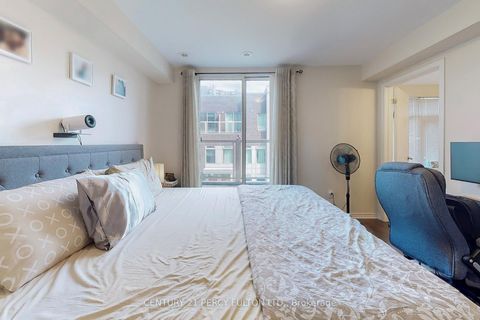Photo 31 at 93 - 15 Applewood Lane, Etobicoke West Mall, Toronto