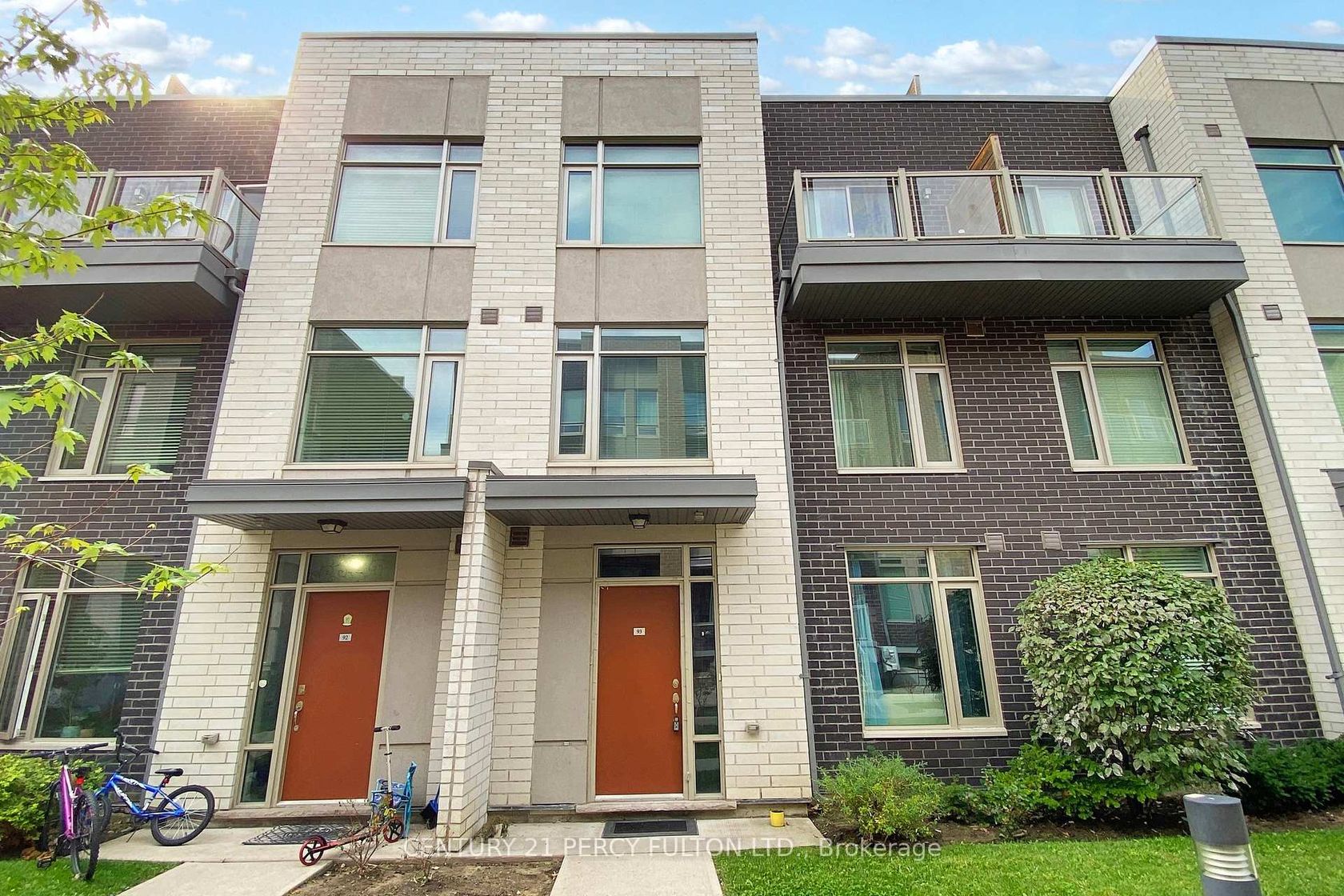 93 - 15 Applewood Lane, Etobicoke West Mall, Toronto 