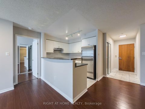 Photo 13 at 801 - 23 Lorraine Drive, Willowdale West, Toronto