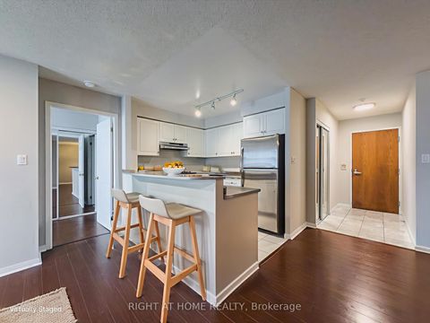 Photo 14 at 801 - 23 Lorraine Drive, Willowdale West, Toronto