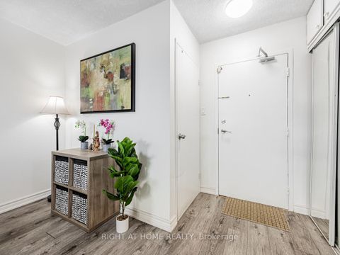 Photo 2 at 911 - 2050 Bridletowne Circle, L'Amoreaux, Toronto