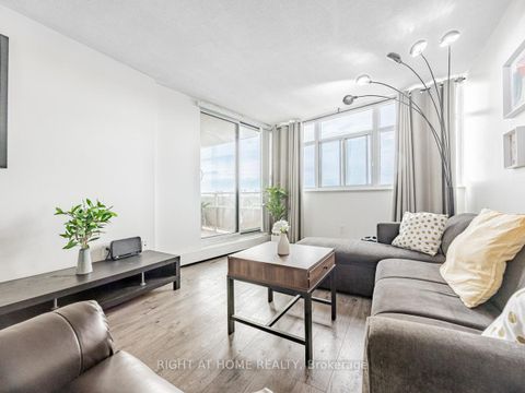 Photo 7 at 911 - 2050 Bridletowne Circle, L'Amoreaux, Toronto
