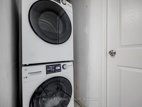 Photo 26 at 911 - 2050 Bridletowne Circle, L'Amoreaux, Toronto