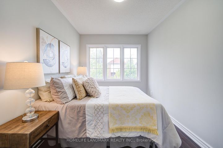 Photo 27 at 27 Bur Oak Avenue, Berczy, Markham
