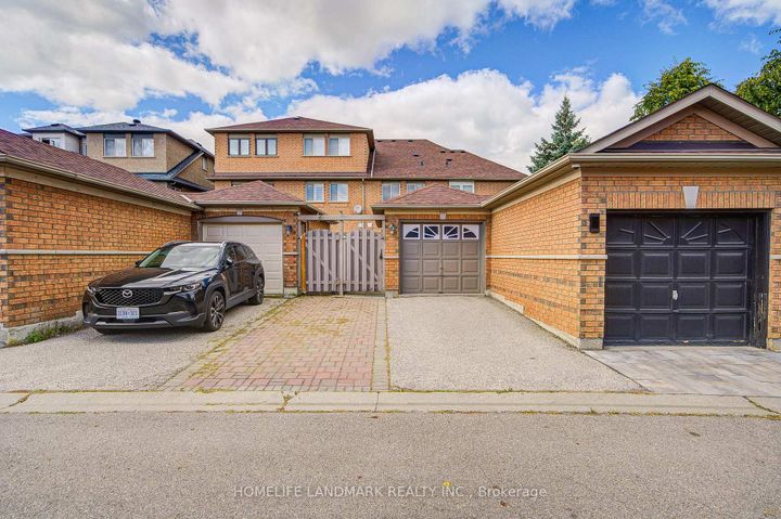 Photo 37 at 27 Bur Oak Avenue, Berczy, Markham