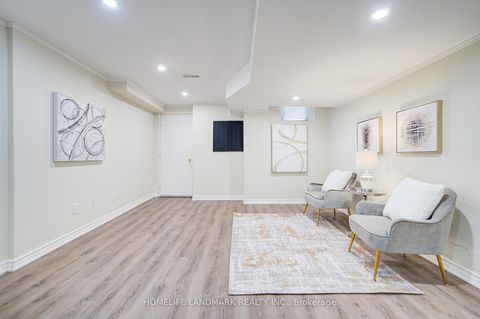 Photo 33 at 27 Bur Oak Avenue, Berczy, Markham