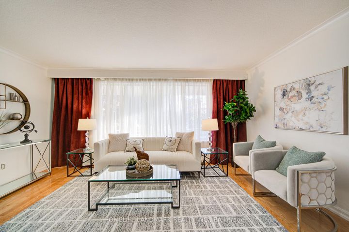Photo 7 at 16 Paloma Place, Bendale, Toronto