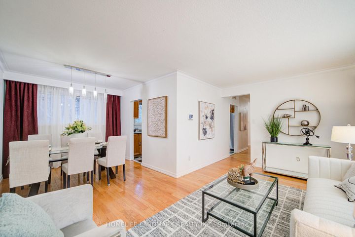 Photo 8 at 16 Paloma Place, Bendale, Toronto