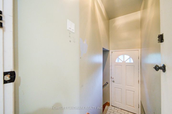 Photo 18 at 16 Paloma Place, Bendale, Toronto