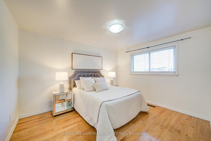 Photo 25 at 16 Paloma Place, Bendale, Toronto
