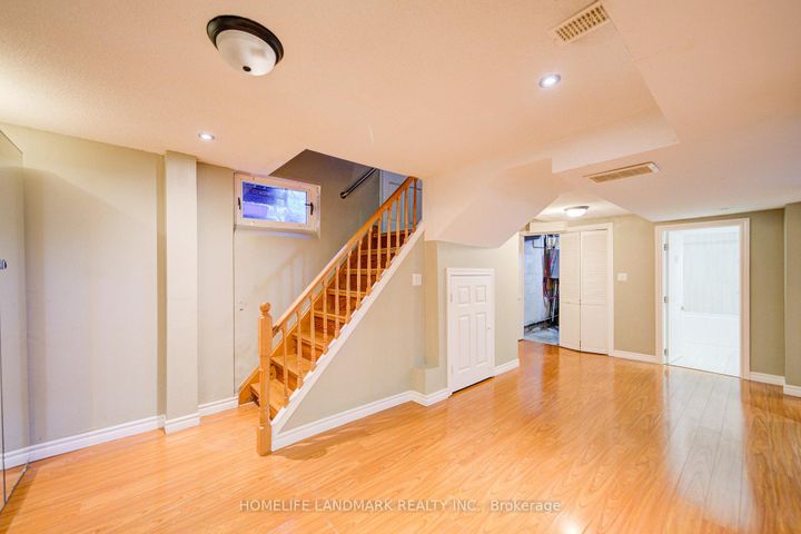 Photo 30 at 16 Paloma Place, Bendale, Toronto