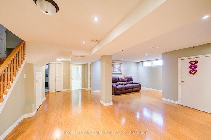 Photo 32 at 16 Paloma Place, Bendale, Toronto