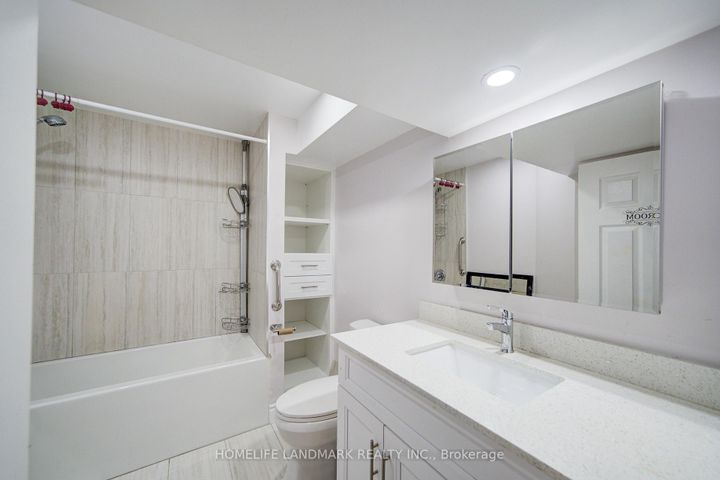 Photo 40 at 16 Paloma Place, Bendale, Toronto