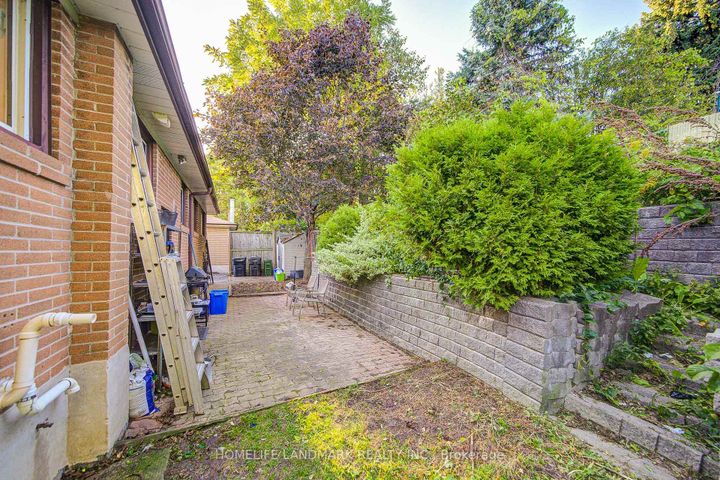 Photo 47 at 16 Paloma Place, Bendale, Toronto