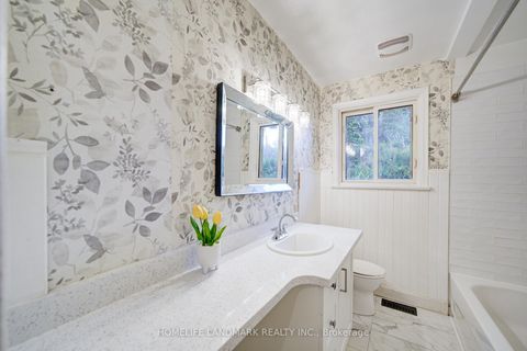 Photo 19 at 16 Paloma Place, Bendale, Toronto