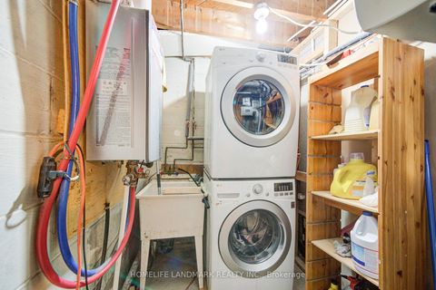 Photo 42 at 16 Paloma Place, Bendale, Toronto