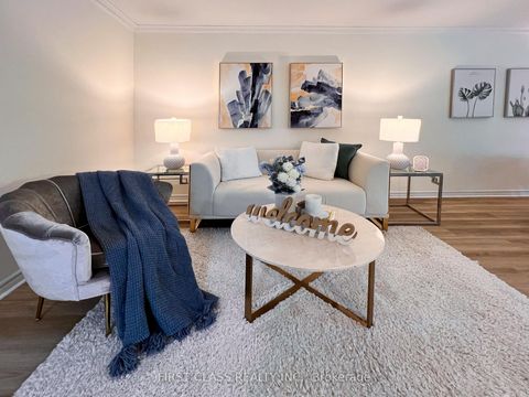 Photo 2 at 205 - 921 Midland Avenue, Eglinton East, Toronto