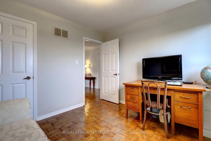 Photo 22 at 45 Princeton Terrace, Northgate, Brampton