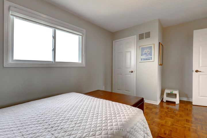 Photo 24 at 45 Princeton Terrace, Northgate, Brampton