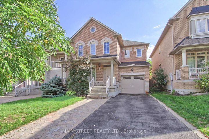 Photo 1 at 39 Chardonnay Drive, Patterson, Vaughan