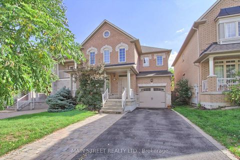 Photo 1 at 39 Chardonnay Drive, Patterson, Vaughan