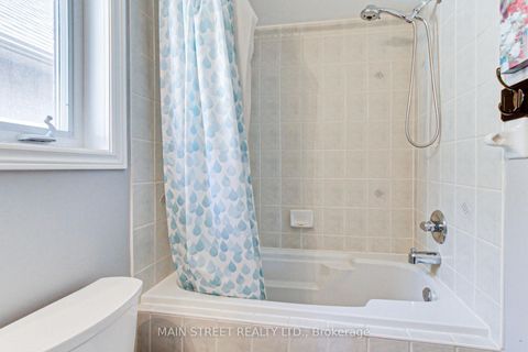 Photo 23 at 39 Chardonnay Drive, Patterson, Vaughan