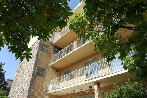 Photo 5 at 303 - 60 Gulliver Road, Amesbury, Toronto