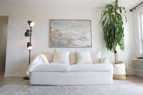 Photo 9 at 303 - 60 Gulliver Road, Amesbury, Toronto