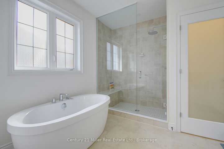 Photo 31 at 2368 Edward Leaver Trail, GA Glen Abbey, Oakville