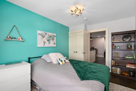 Photo 18 at 401 - 64 Wells Street, Aurora Village, Aurora