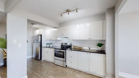 Photo 6 at 711 - 45 Sunrise Avenue, Victoria Village, Toronto