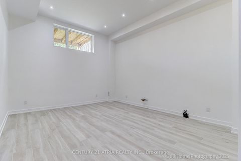 Photo 26 at 29B Chryessa Avenue, Smythe, Toronto