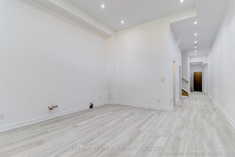 Photo 27 at 29B Chryessa Avenue, Smythe, Toronto