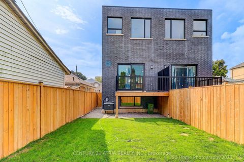 Photo 29 at 29B Chryessa Avenue, Smythe, Toronto