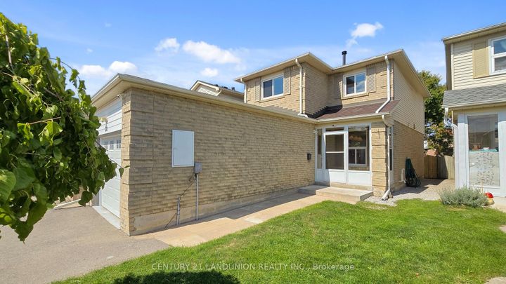 Photo 3 at 78 Maresfield Drive, Milliken, Toronto