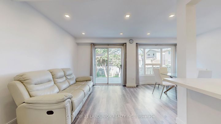 Photo 11 at 78 Maresfield Drive, Milliken, Toronto