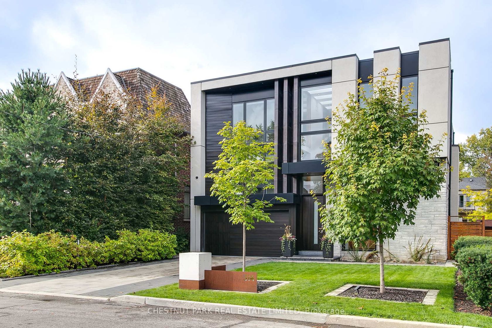514 Douglas Avenue, Nortown, Toronto 