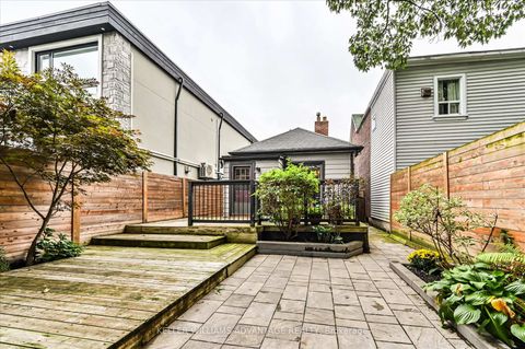 Photo 3 at 328 Cedarvale Avenue, Lumsden, Toronto