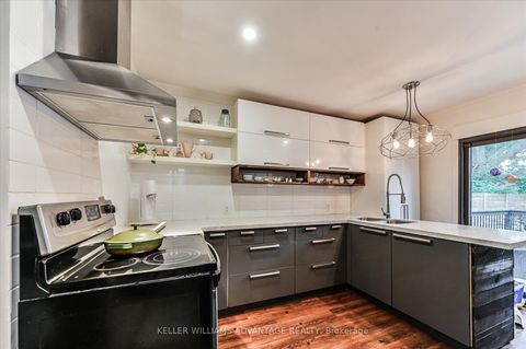 Photo 5 at 328 Cedarvale Avenue, Lumsden, Toronto