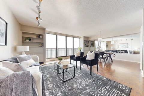 Photo 7 at 2816 - 33 Harbour Square, Waterfront Communities C1, Toronto