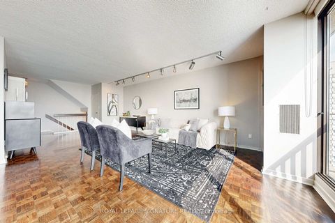 Photo 10 at 2816 - 33 Harbour Square, Waterfront Communities C1, Toronto