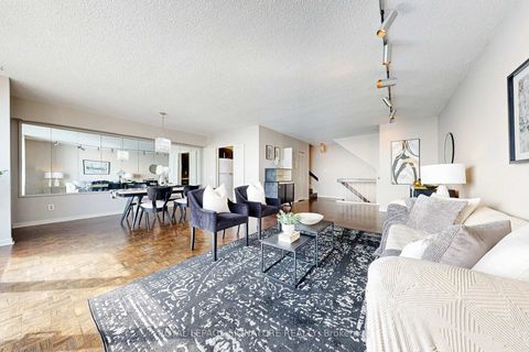 Photo 11 at 2816 - 33 Harbour Square, Waterfront Communities C1, Toronto