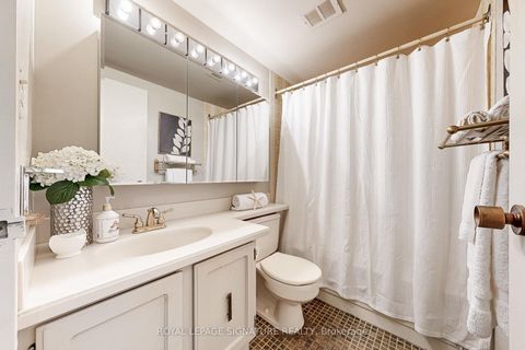 Photo 23 at 2816 - 33 Harbour Square, Waterfront Communities C1, Toronto